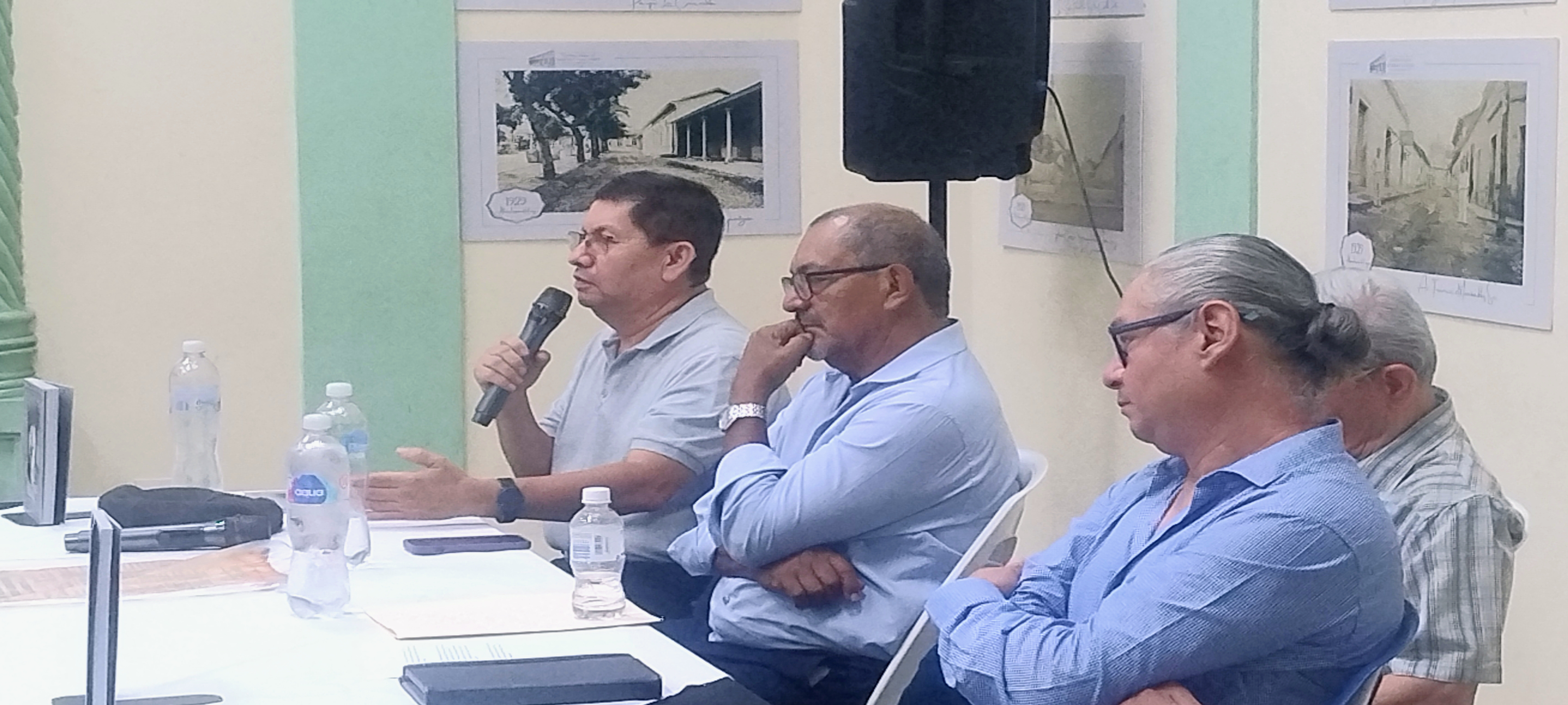 Presentación del libro, Jorge A Hernández R